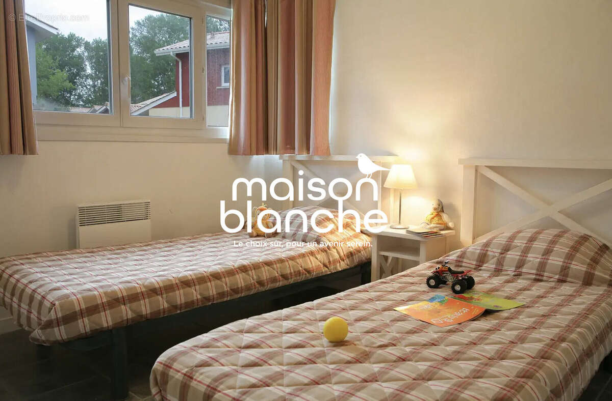 Appartement à ARES