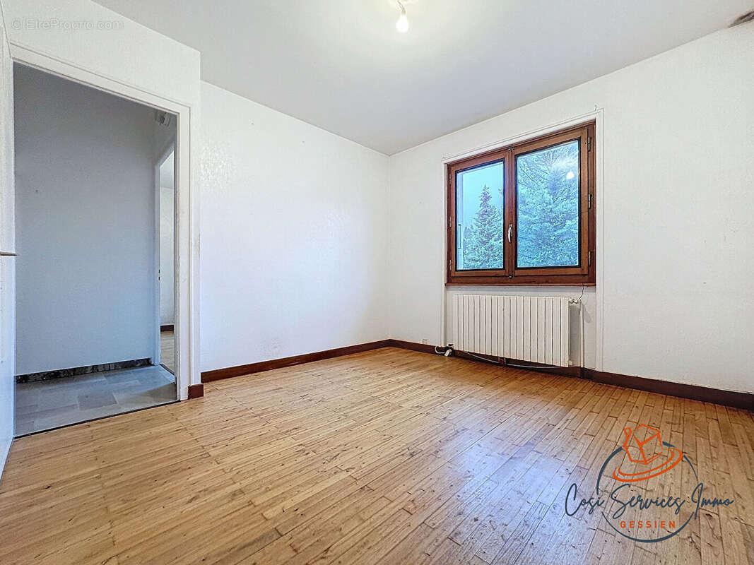 Vente maison de plain pied sur sous sol complet - photo 7
