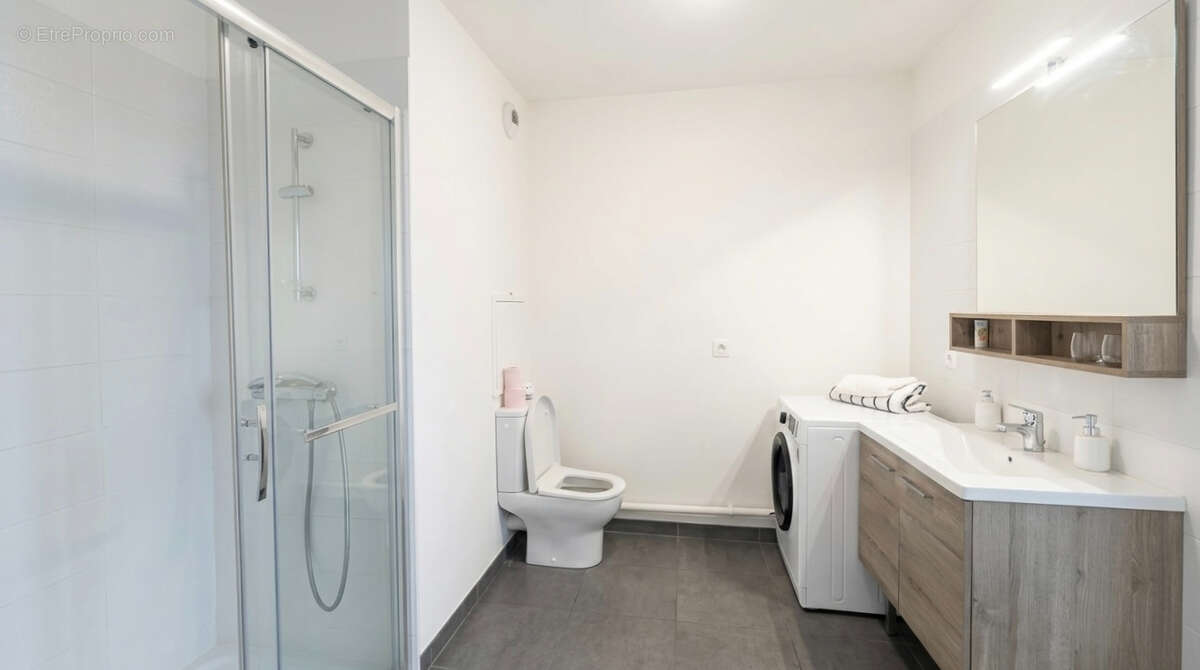 Appartement à ASNIERES-SUR-SEINE