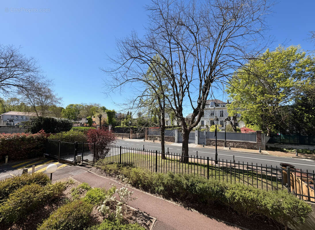 Appartement à SAINT-GRATIEN