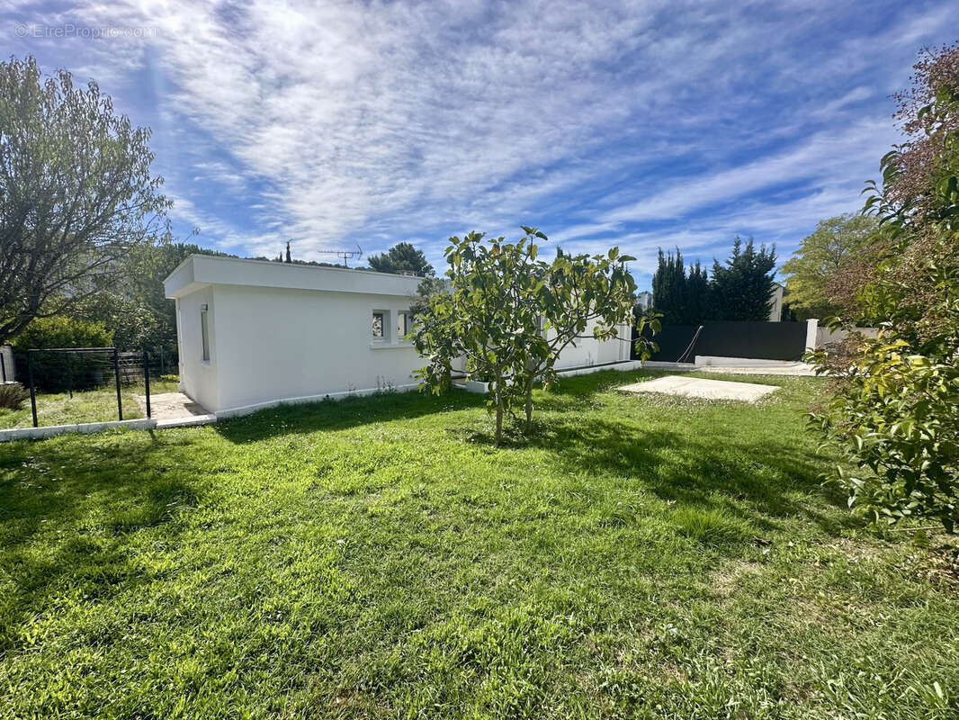 Maison à CARNOUX-EN-PROVENCE