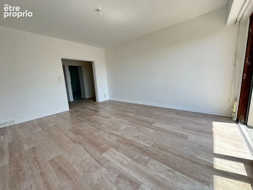 Appartement Angouleme 3 pièce(s) 79 m2 - photo 4