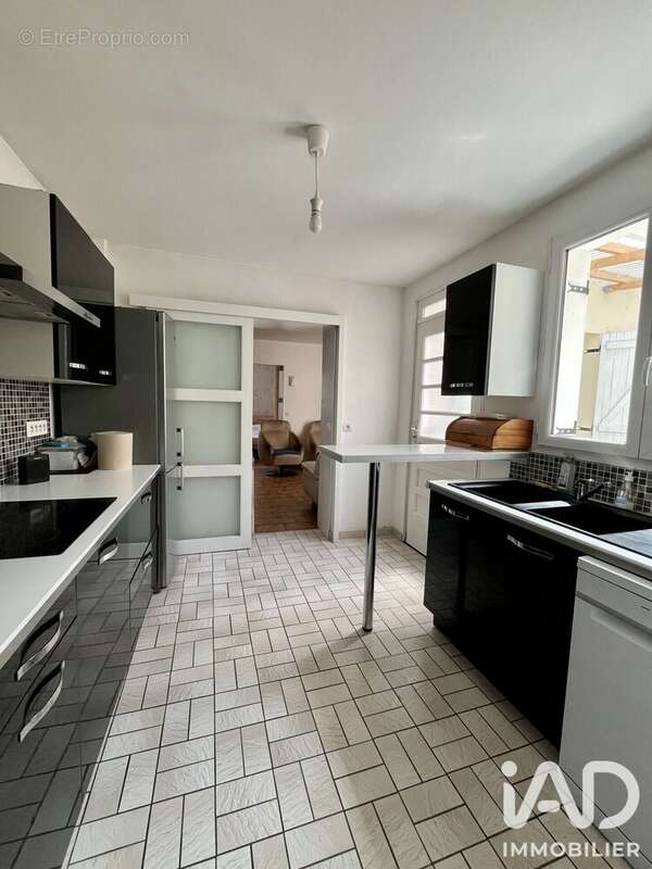 Maison 91 m² à Reims  - photo 7