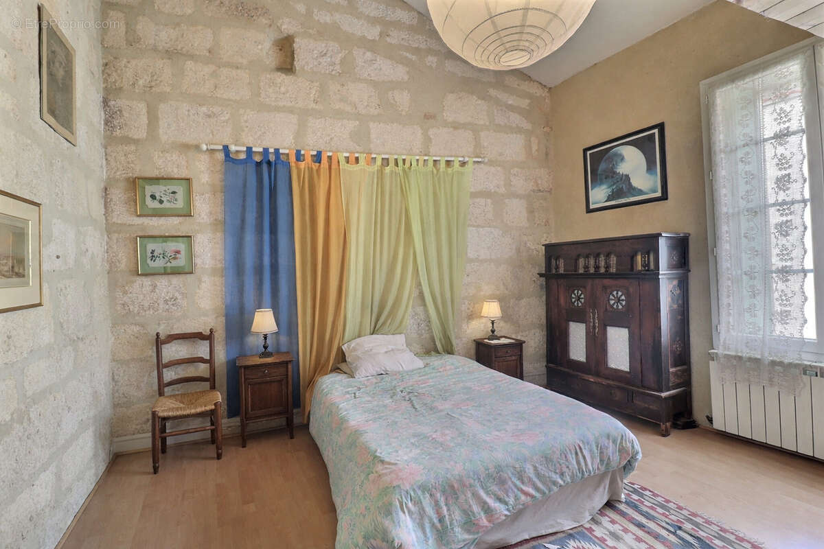 Maison à LUNEL-VIEL