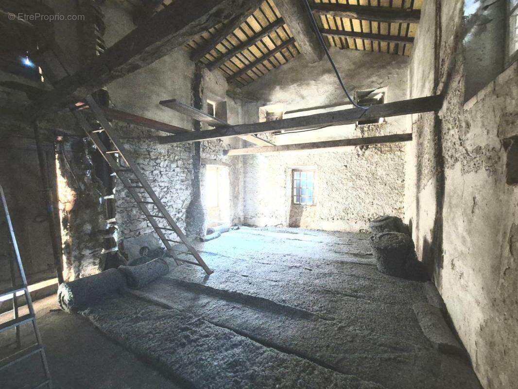 Maison à SAINT-SEBASTIEN-D&#039;AIGREFEUILLE