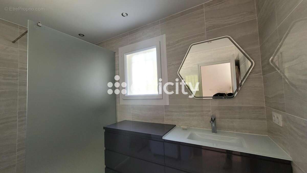 Maison à SANARY-SUR-MER