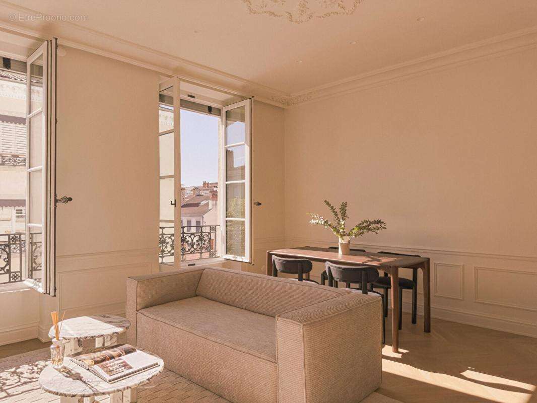 Appartement à LYON-6E