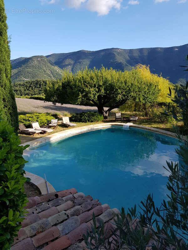 Maison à VAISON-LA-ROMAINE