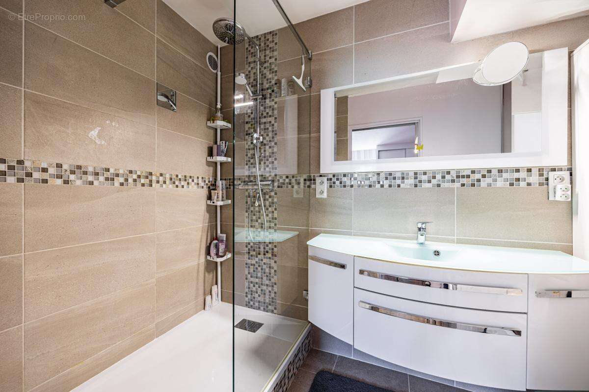 Appartement à SAVIGNY-SUR-ORGE