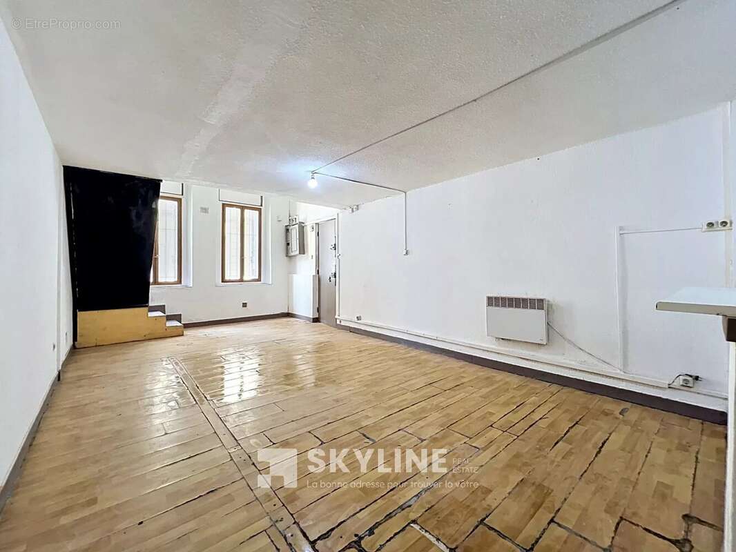Appartement à MARSEILLE-2E