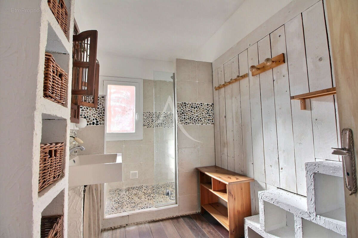 Maison à LA VALETTE-DU-VAR