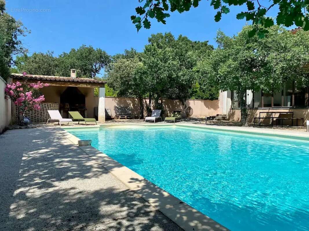 Maison à CABRIERES-D'AVIGNON