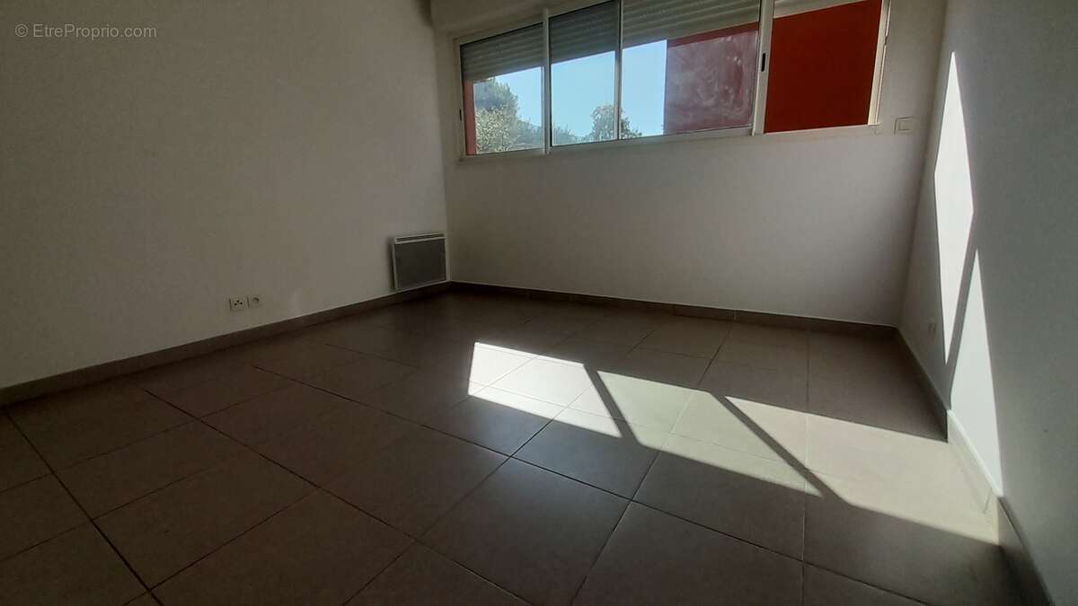 Appartement à CASTELNAU-LE-LEZ