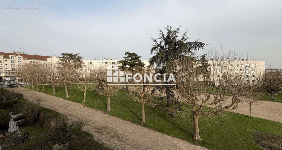 Appartement à RUEIL-MALMAISON