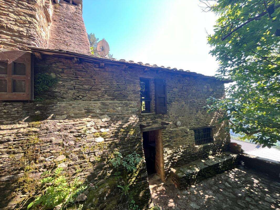 Maison à PONTEILS-ET-BRESIS