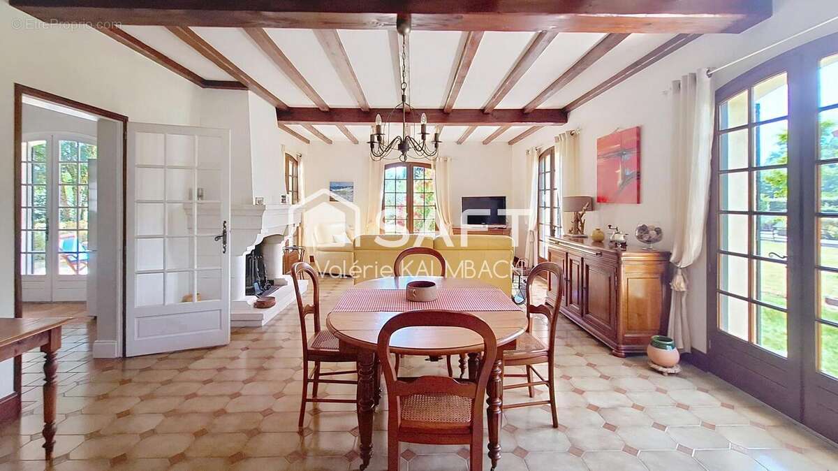 Maison 141 m² à Boutiers-Saint-Trojan  - photo 3