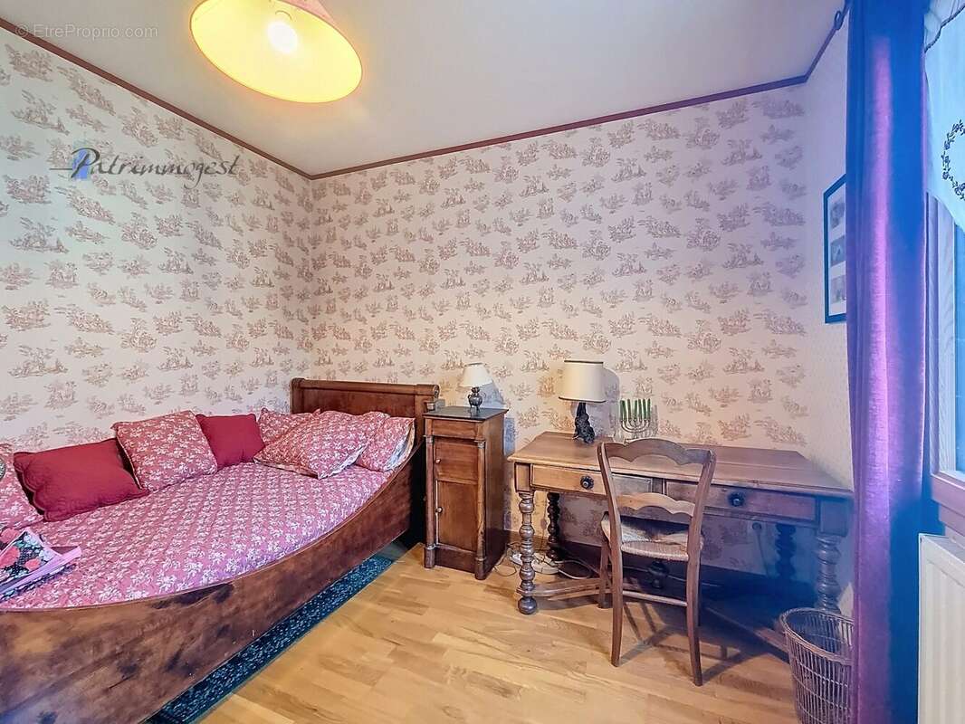 Appartement à ANDREZIEUX-BOUTHEON