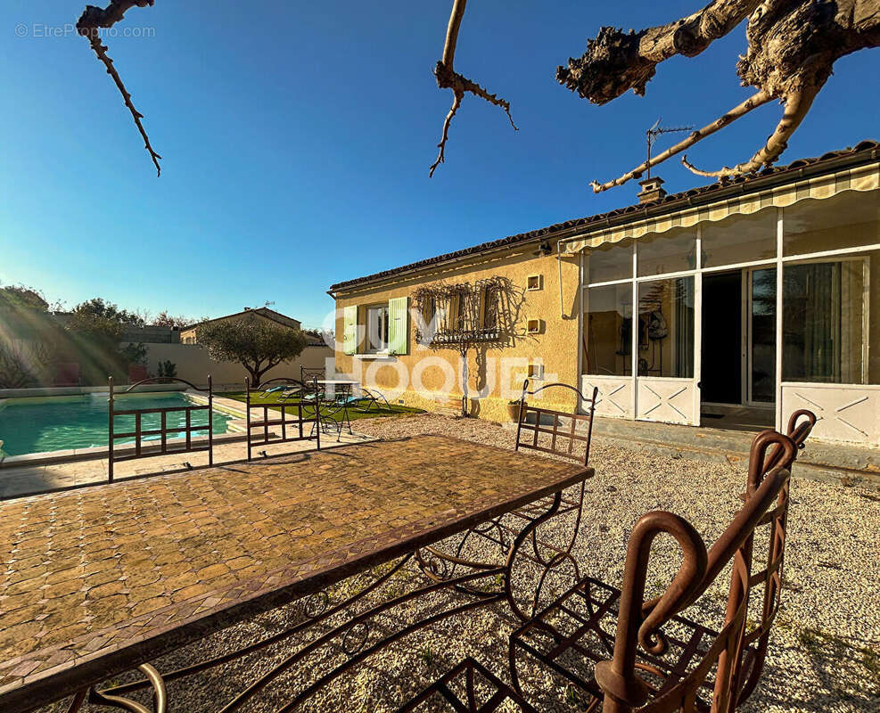 Maison à L'ISLE-SUR-LA-SORGUE