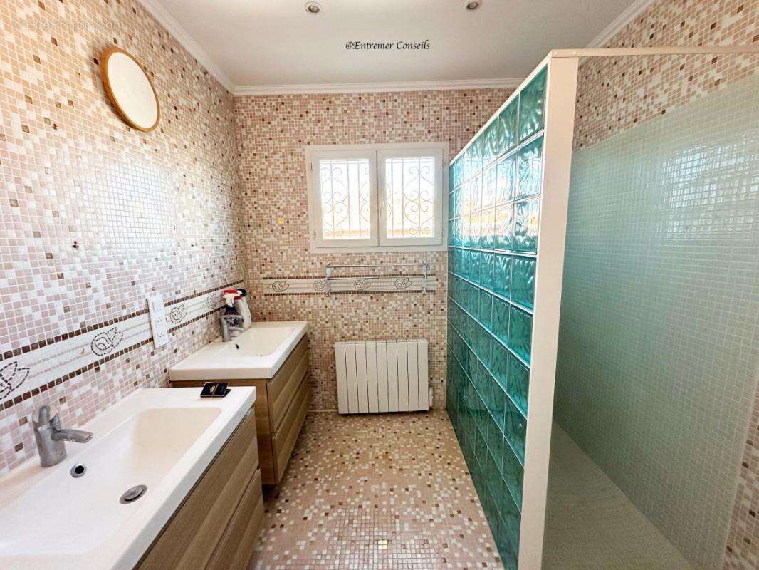 Maison à VILLENEUVE-LOUBET