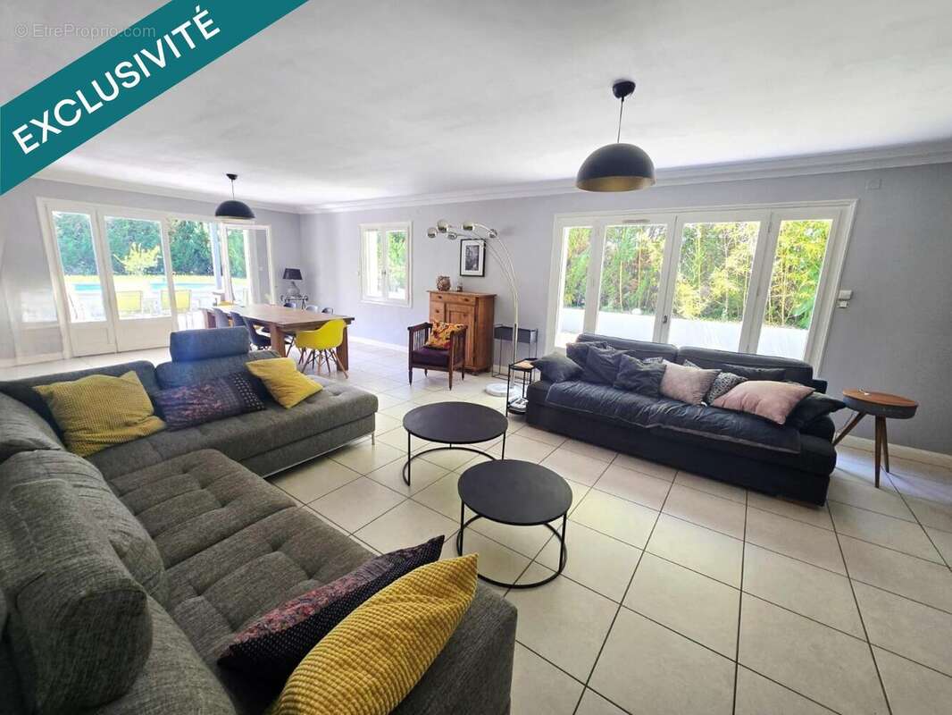 Maison 215 m² à Vienne  - photo 4