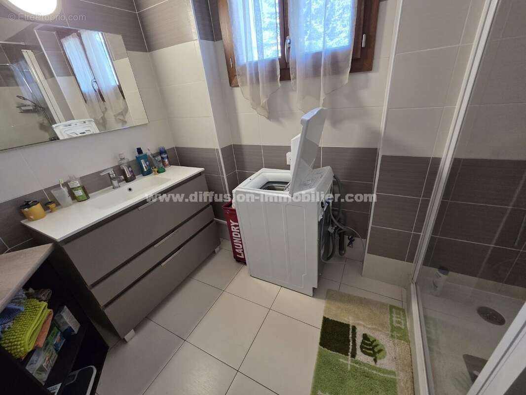 Appartement à JAUSIERS