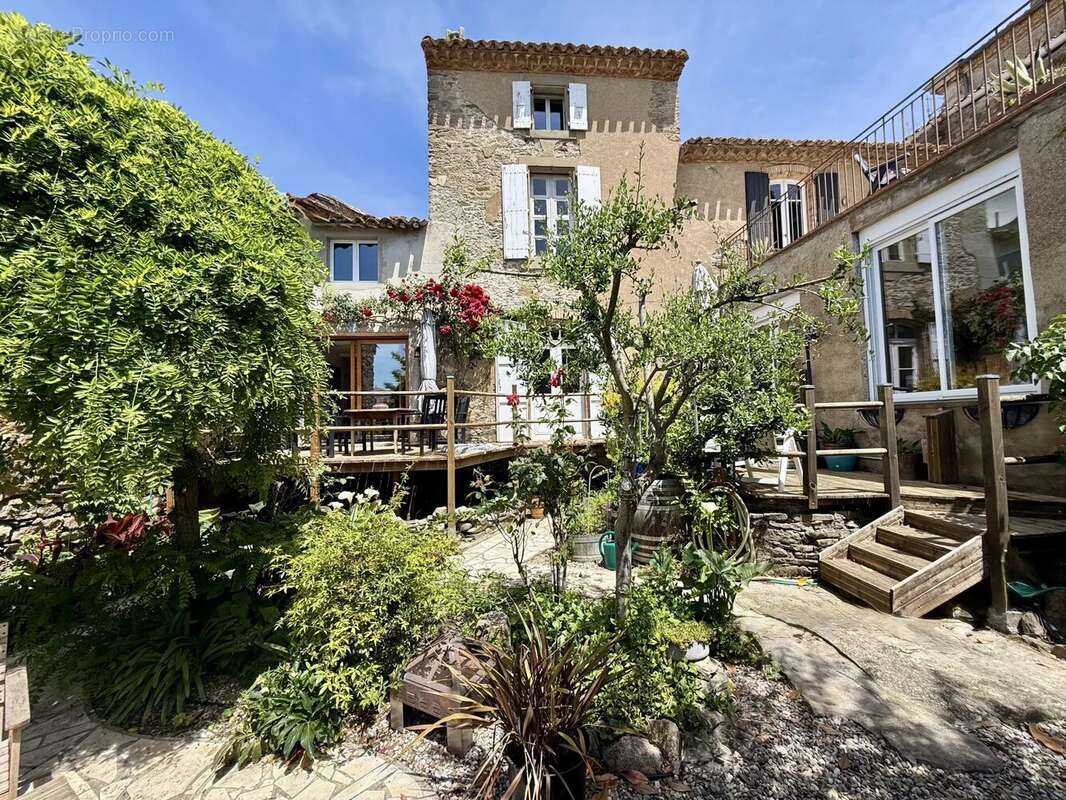 Maison à OLONZAC