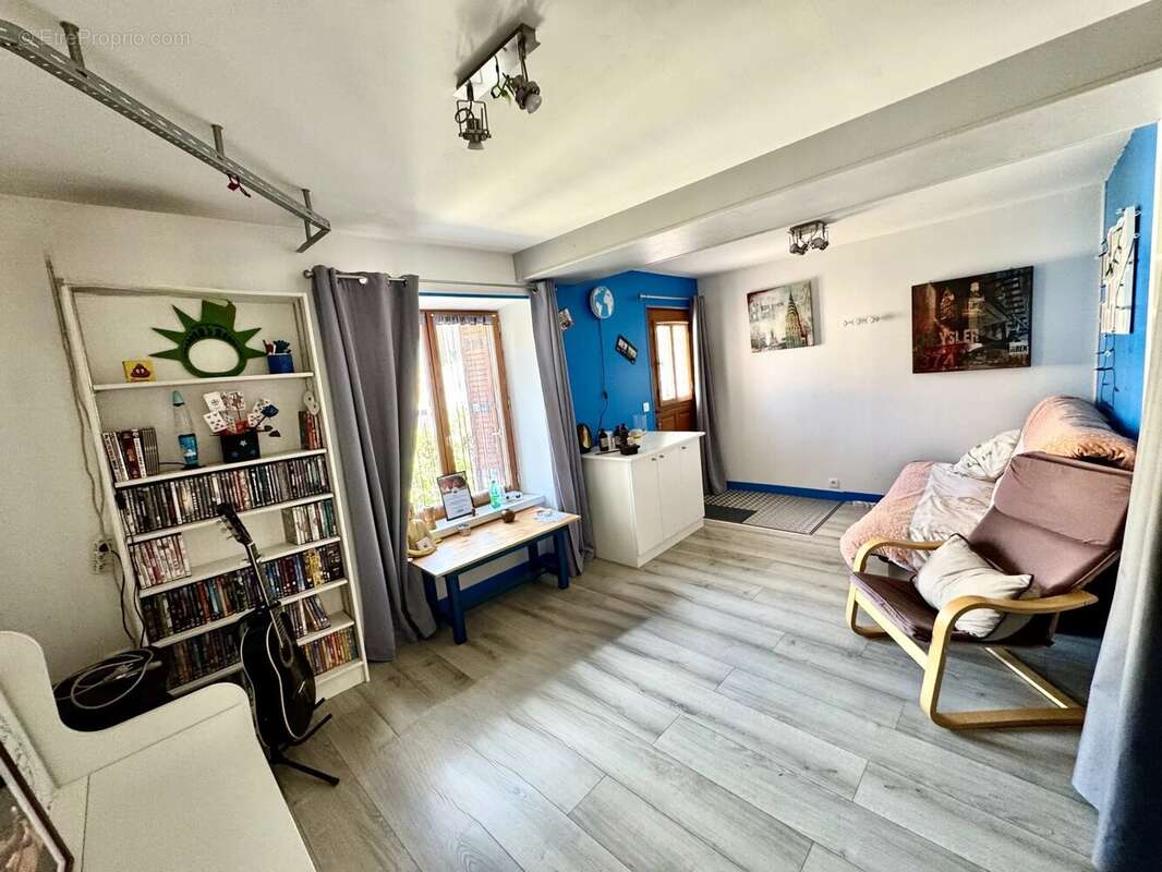 Maison à COULOMMIERS