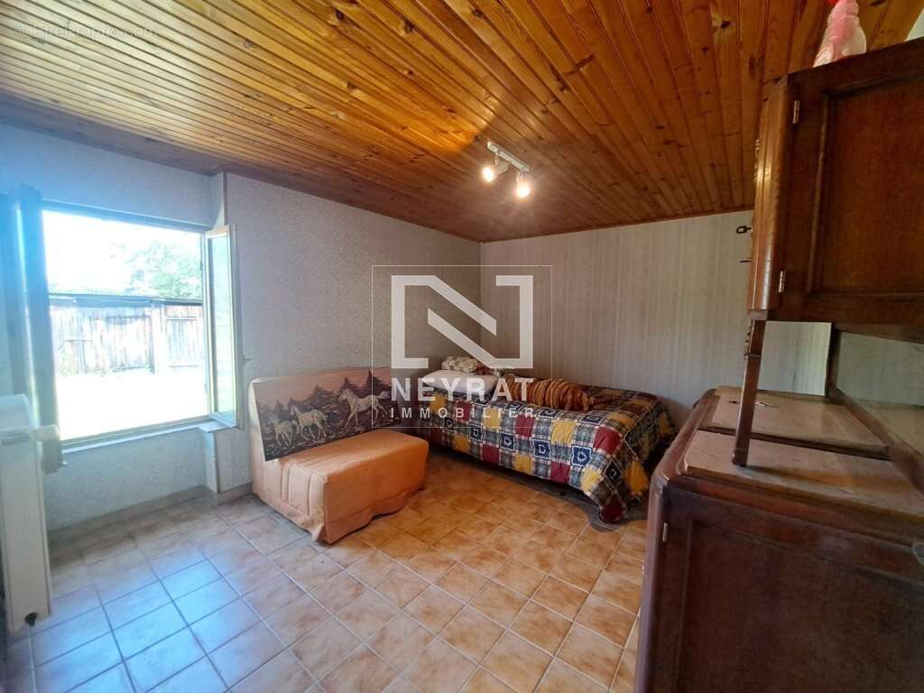 Maison à SAINT-FORGEOT