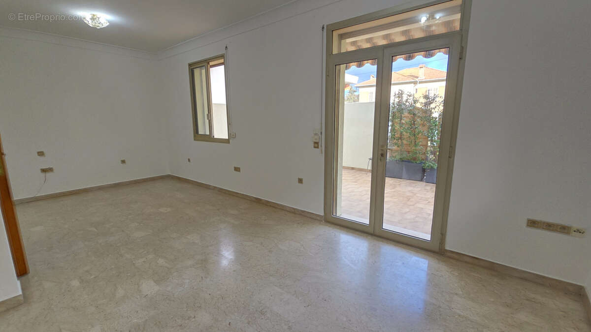 CANNES à vendre maison 5 pièces de 115 m2 sur un terrain de 442 m2 - photo 6