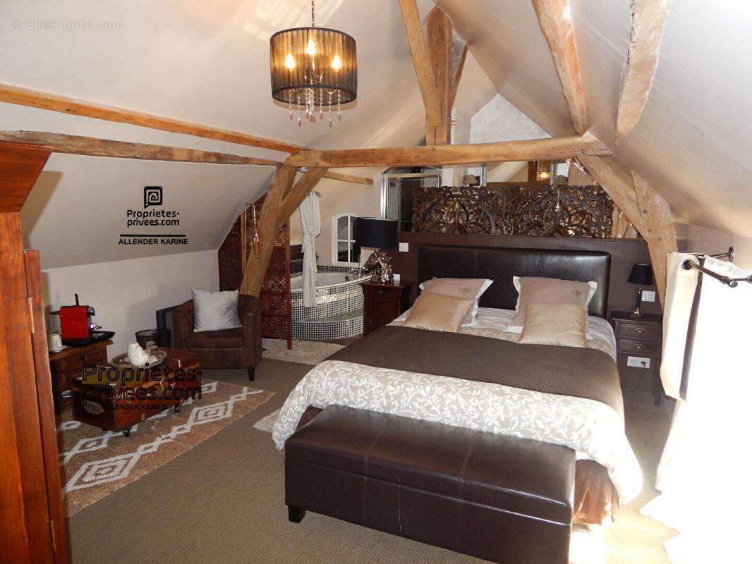 Maison à BAZOCHES-SUR-LE-BETZ