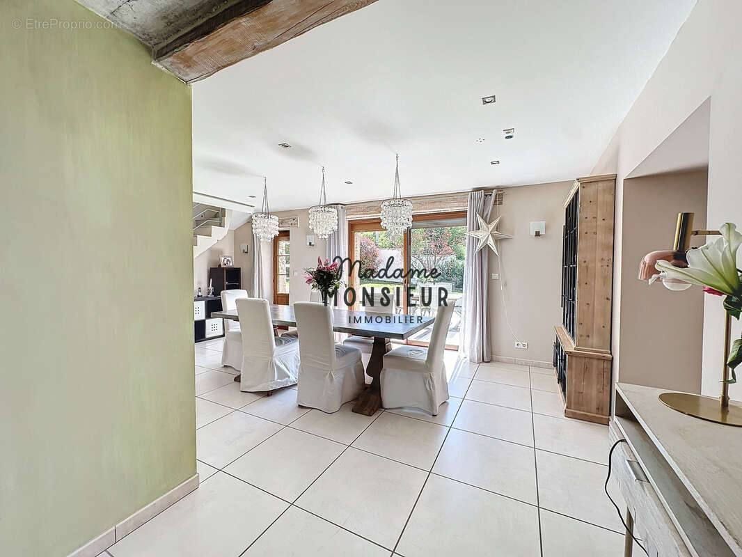 Maison à BOURGOIN-JALLIEU