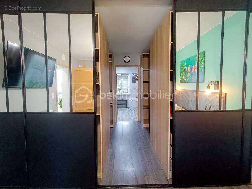 Maison à VERNOU-LA-CELLE-SUR-SEINE