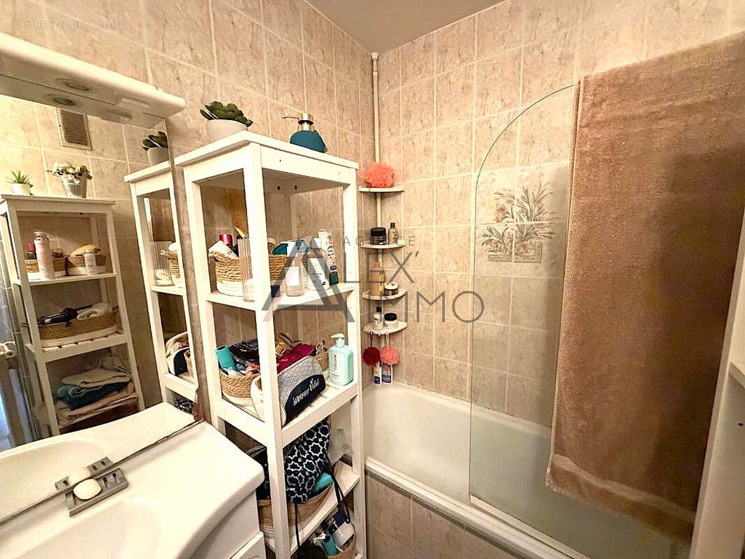 Appartement à MARSEILLE-11E