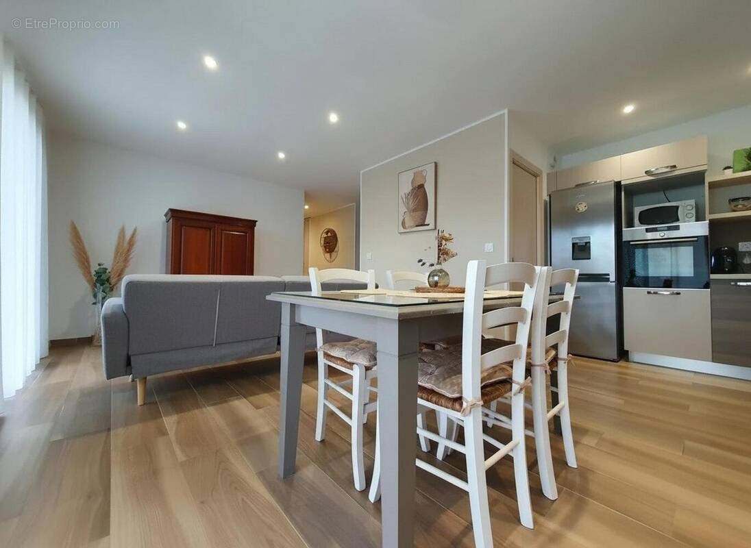 Photo 1 - Appartement à SANTA-LUCIA-DI-MORIANI