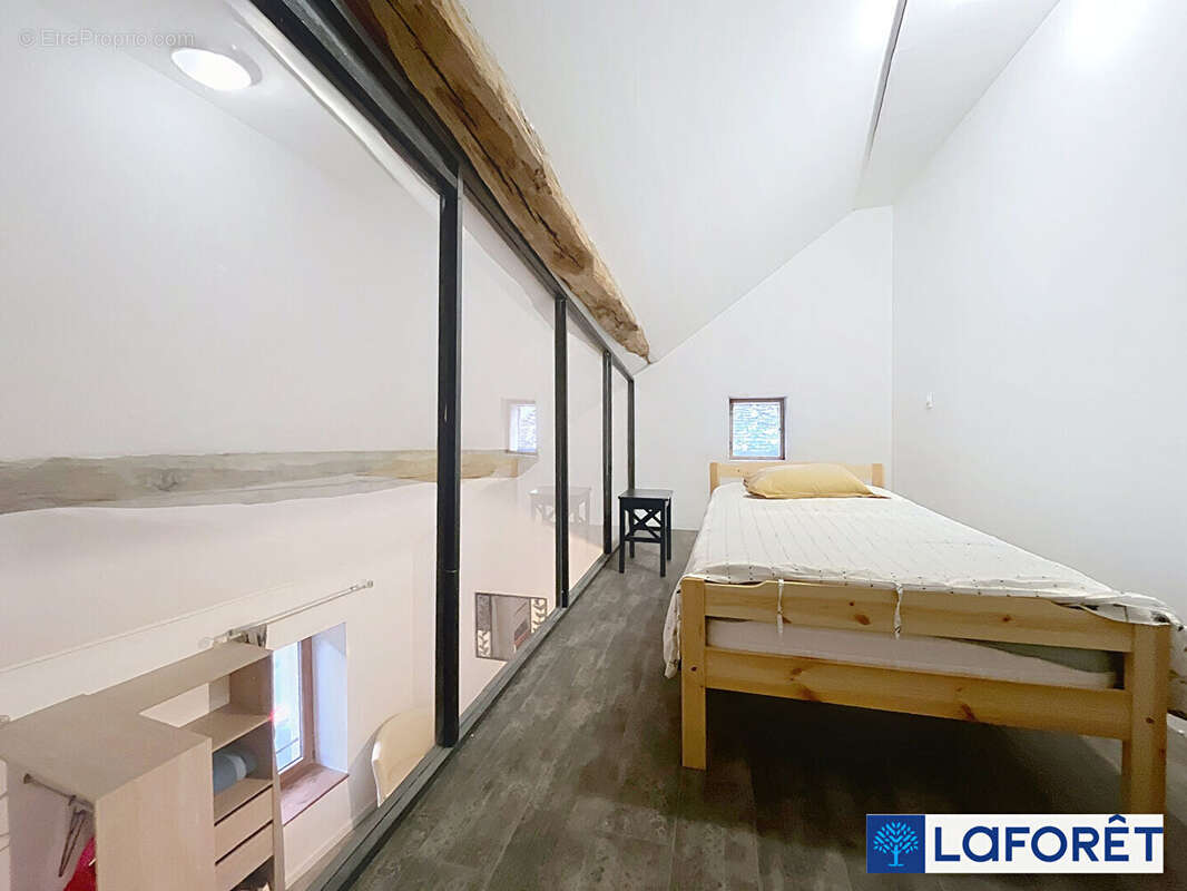 Maison à IS-SUR-TILLE