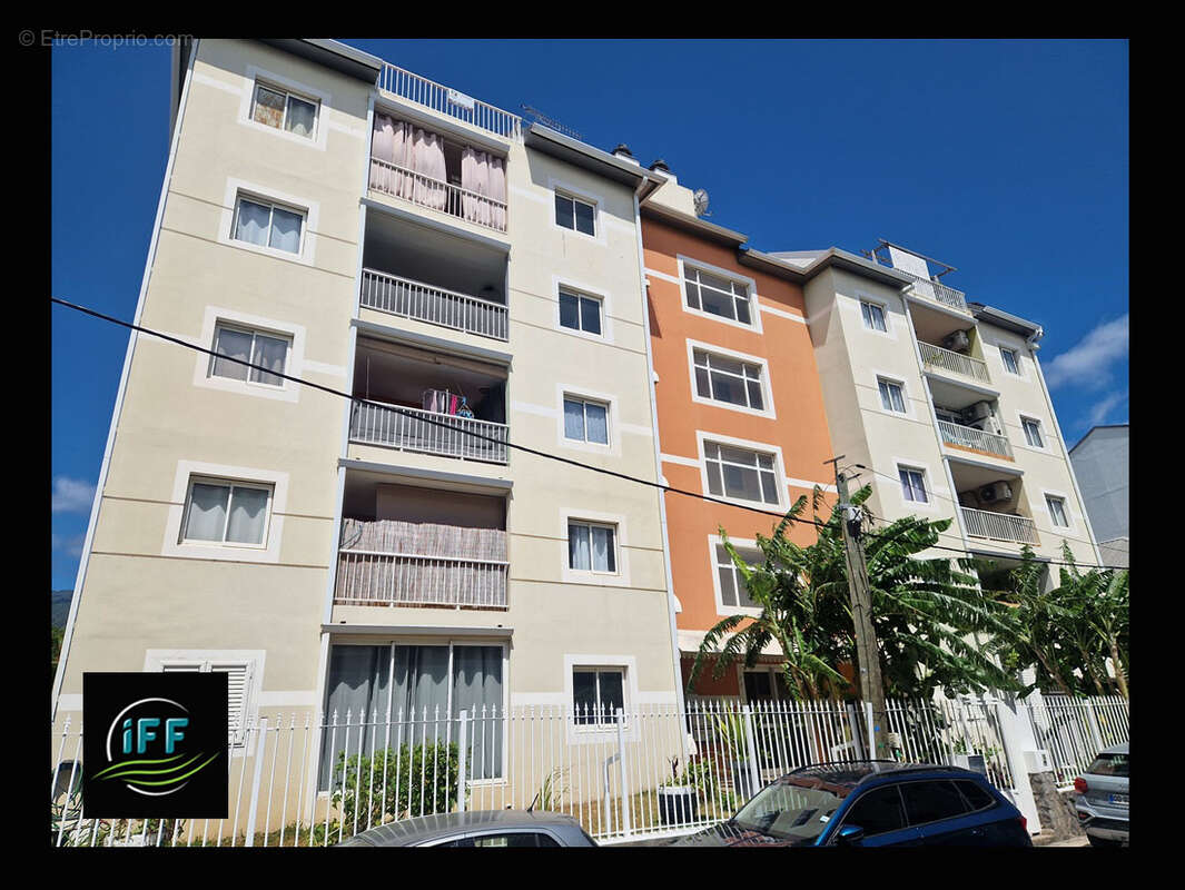 Appartement à SAINT-DENIS