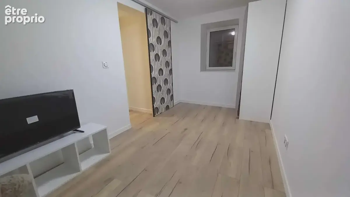 Une maison au coeur de Lemberg - photo 12