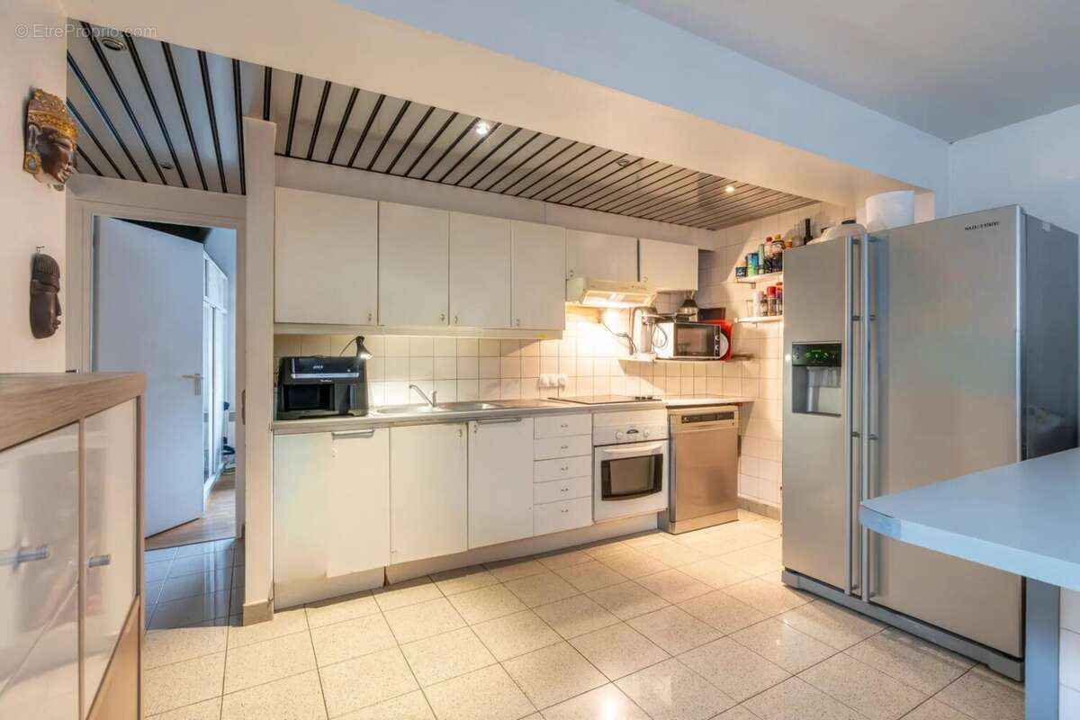 Appartement à LE PERREUX-SUR-MARNE