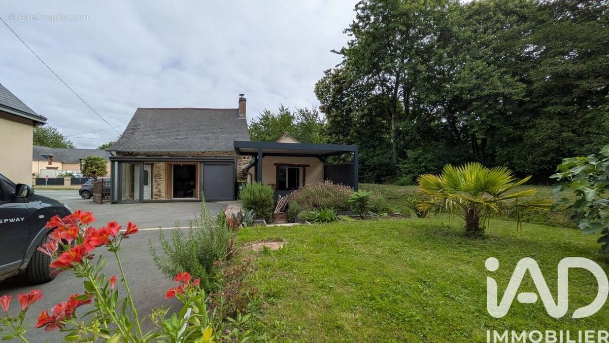 Photo 1 - Maison à SAINT-ERBLON