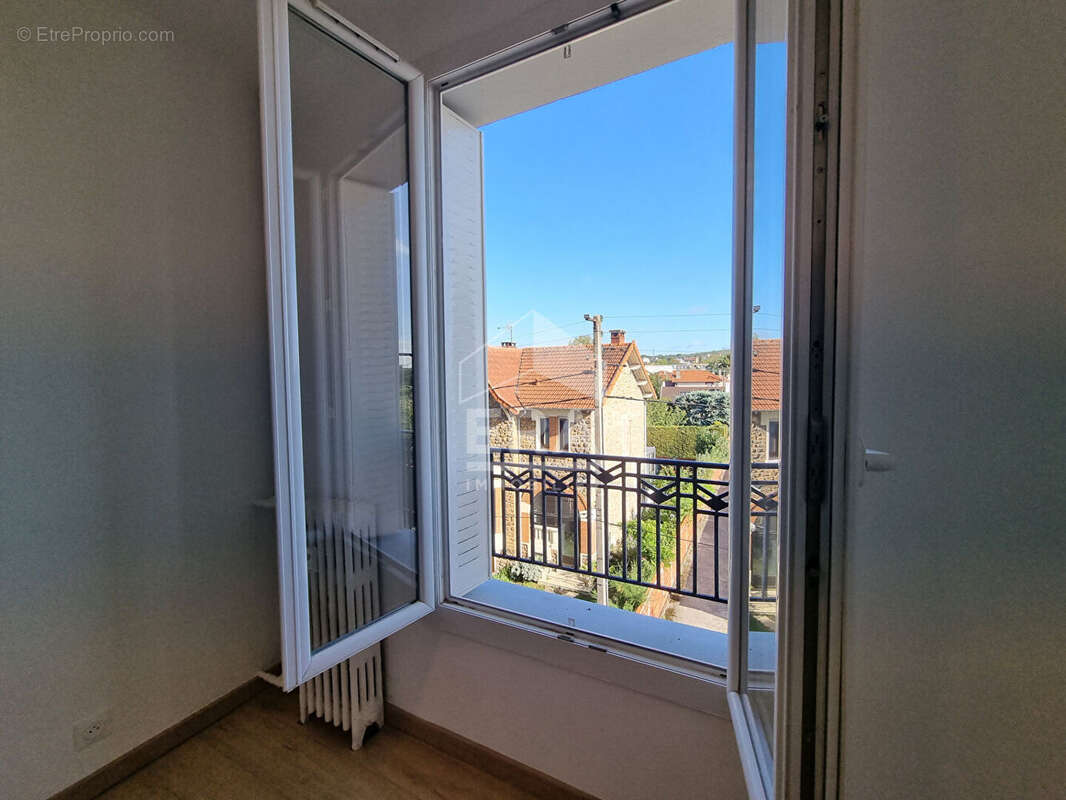 Appartement à NEUILLY-PLAISANCE