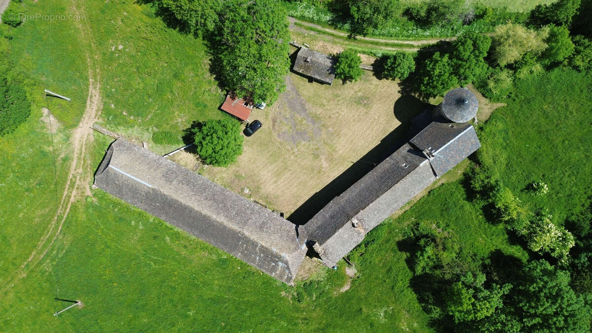 Maison à PRADES-D&#039;AUBRAC