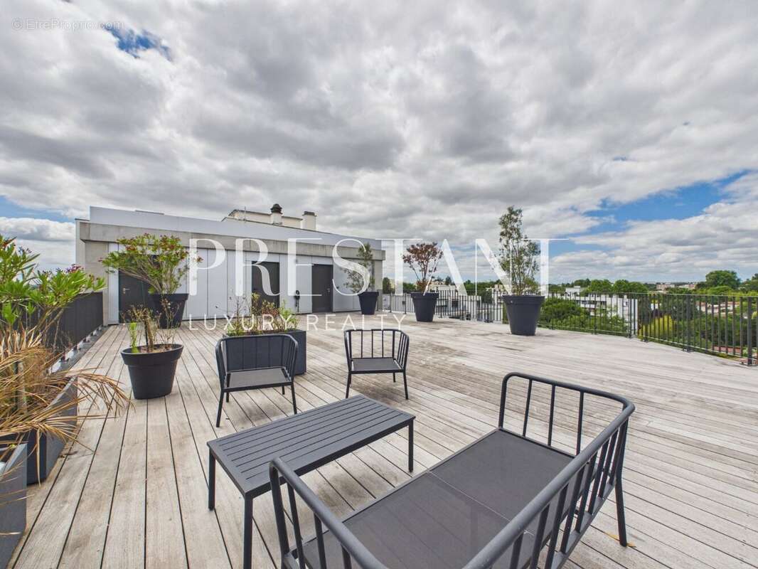 Appartement à BORDEAUX
