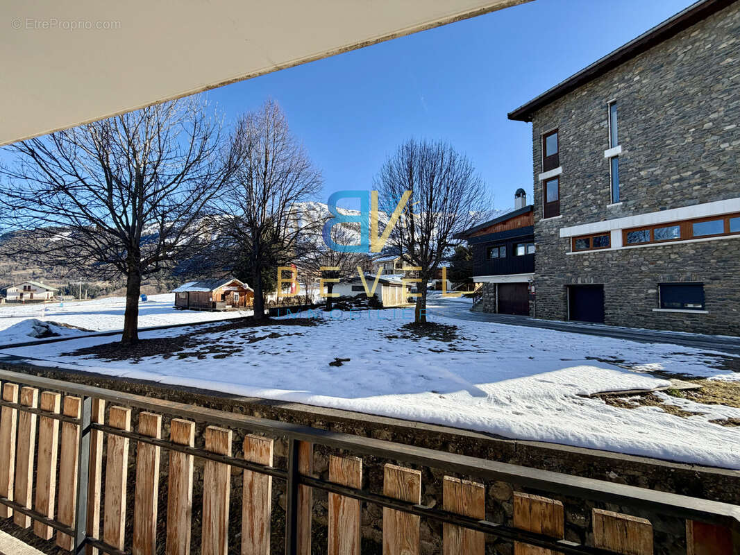 Appartement à ALBIEZ-MONTROND