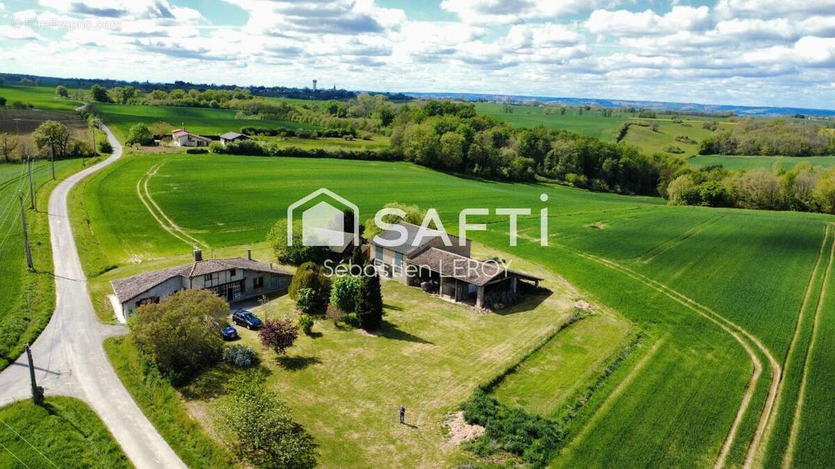 Maison 150 m² à Escazeaux  - photo 2