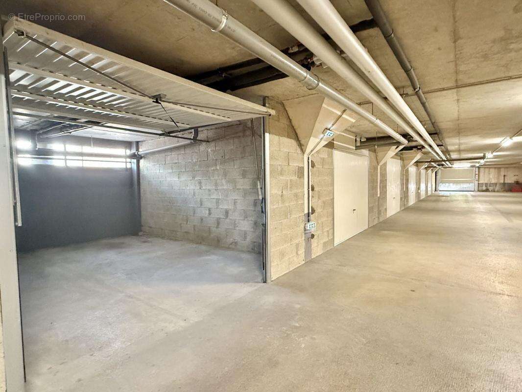 Appartement-Maison à vendre Chenôve, type duplex, 2 chambres avec terrasse à chaque niveau, garage double - photo 17