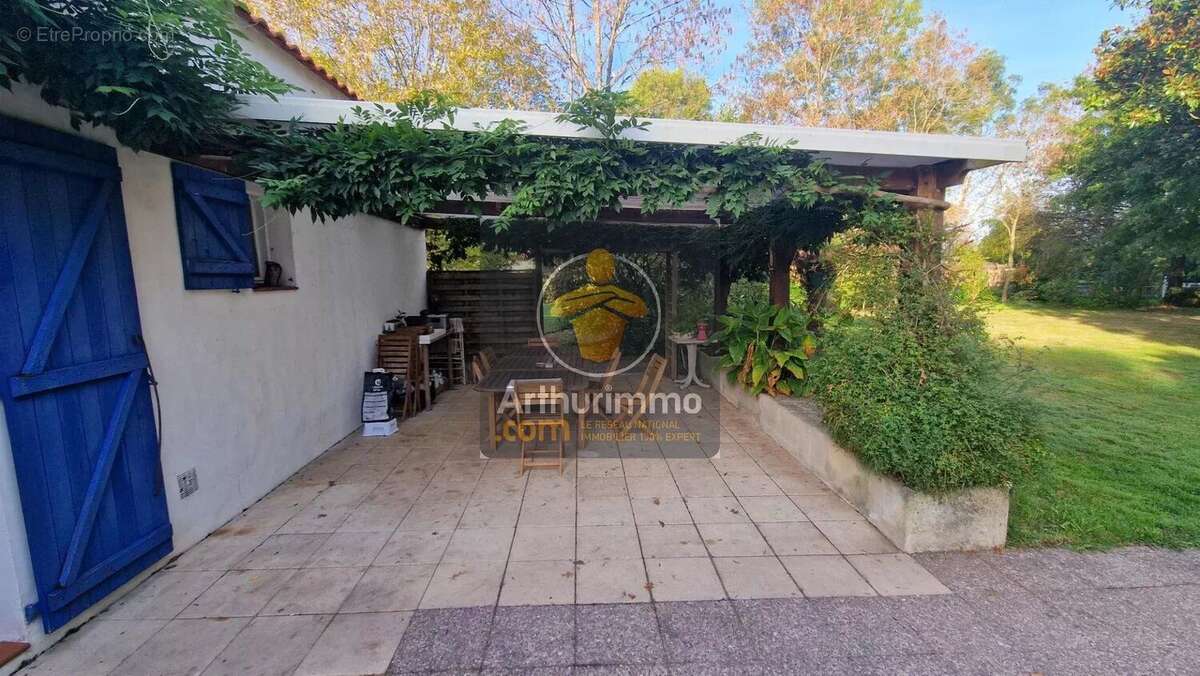 Maison à BOIS-DE-CENE