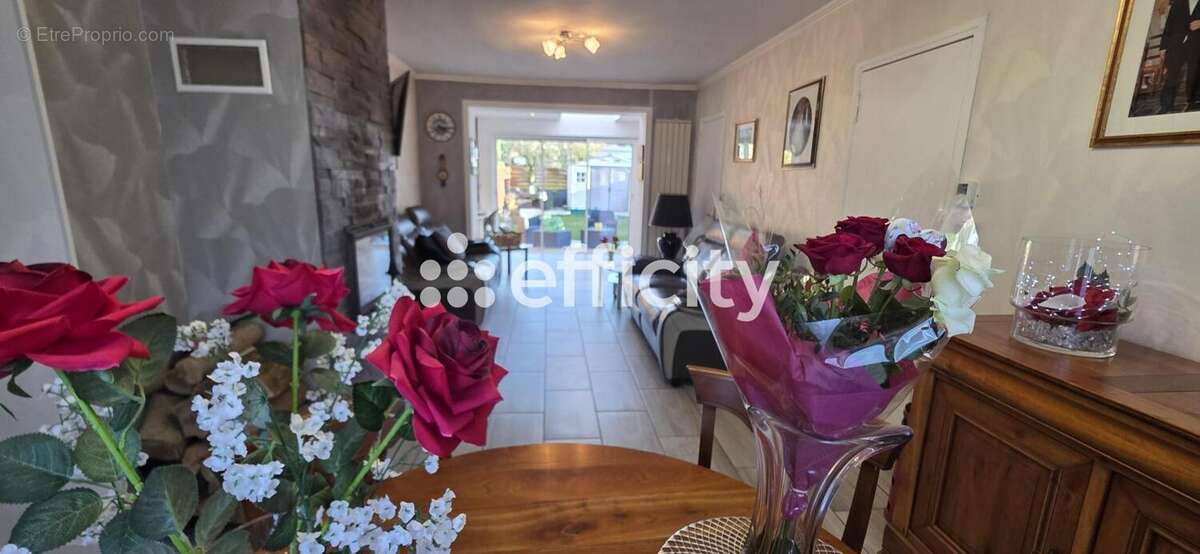 Maison à FACHES-THUMESNIL