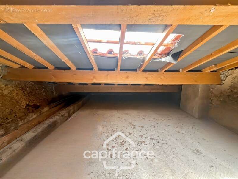 Maison à CAMPS-LA-SOURCE