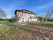 Maison à CASTELSARRASIN