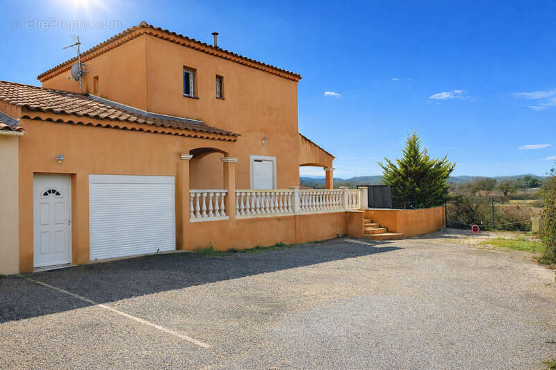 Maison à BRIGNOLES